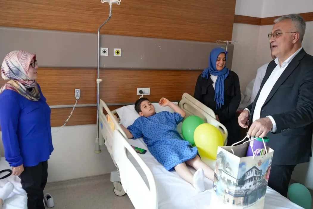 Zafer Meydanı'nda 41 çocuğun sünneti yapıldı