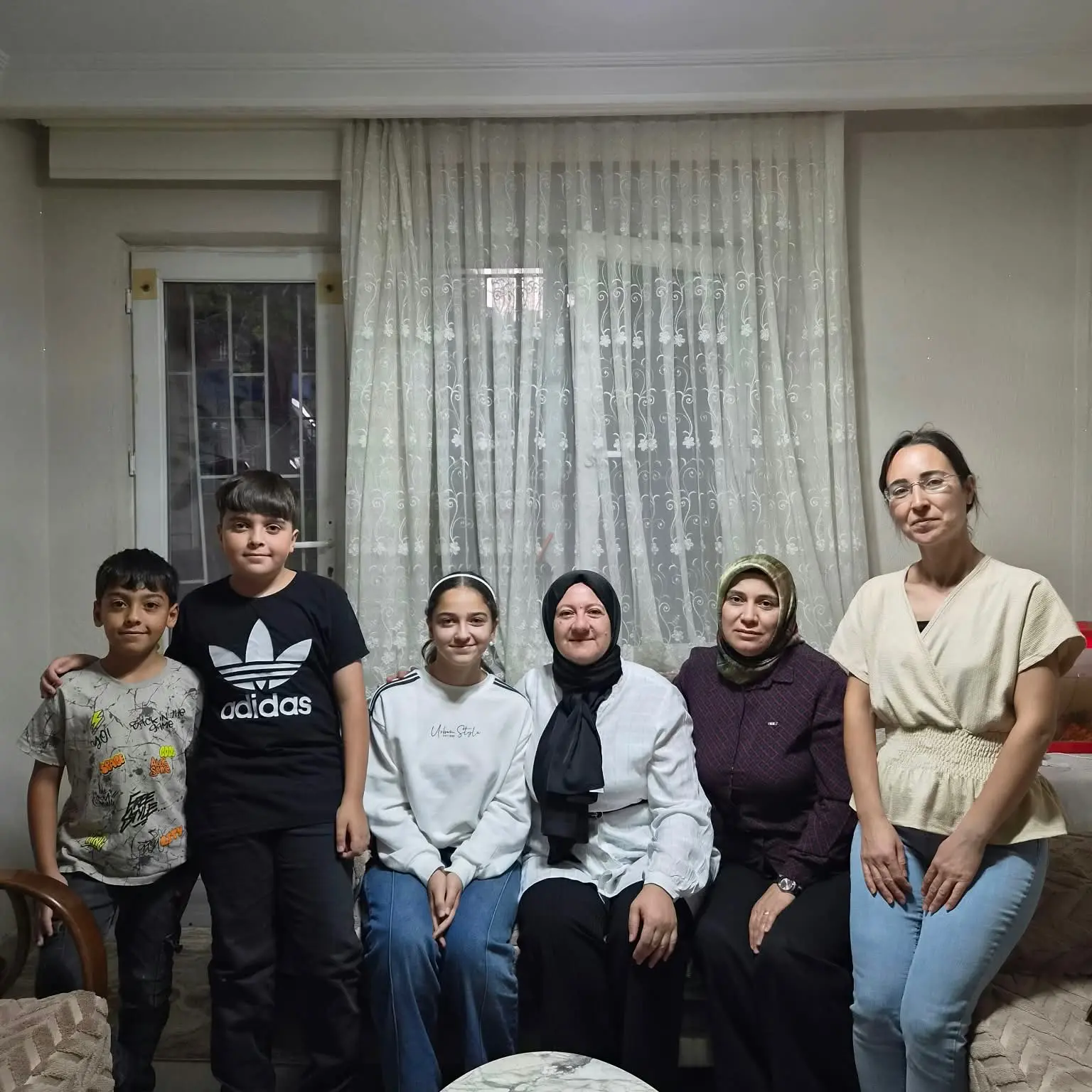 Esentepe Mahallesi'nde hane ziyaretleri yapıldı