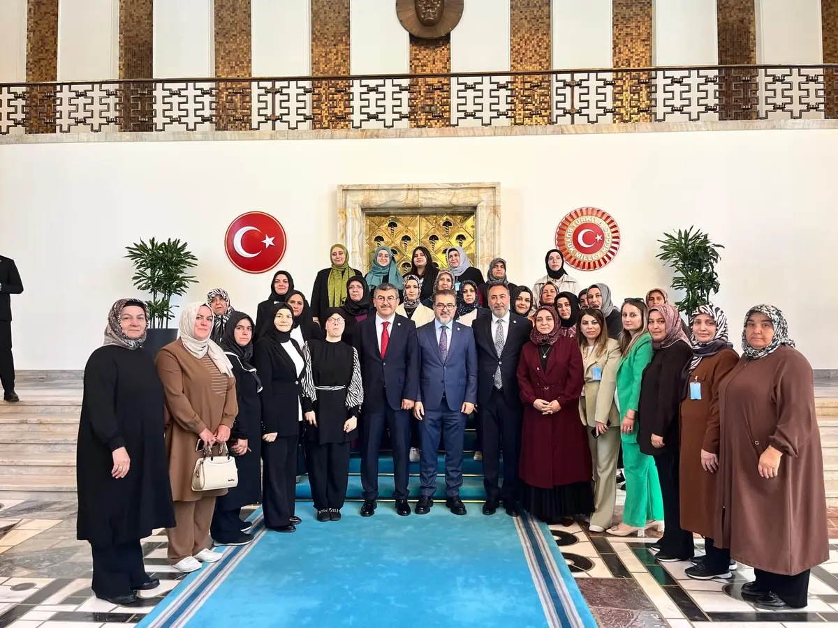 Meram Gençlik ve Seydişehir Kadın Kolları Meclis'te