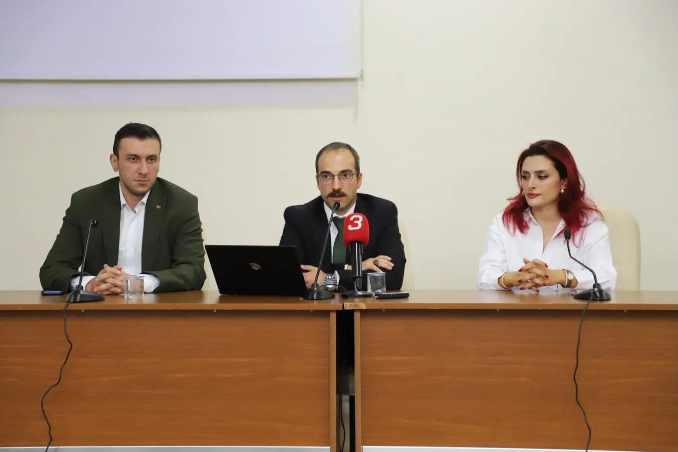 Hukuk meslekleri Bilim Kafe'de tanıtıldı