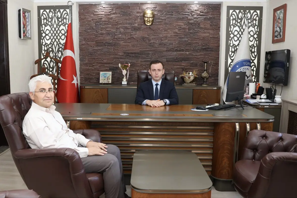 İlçe Tapu Müdürü'nden Kaymakam'a Ziyaret