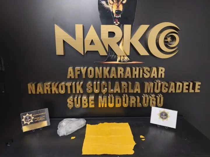 Uyuşturucu Operasyonu: Üç Kişi Tutuklandı
