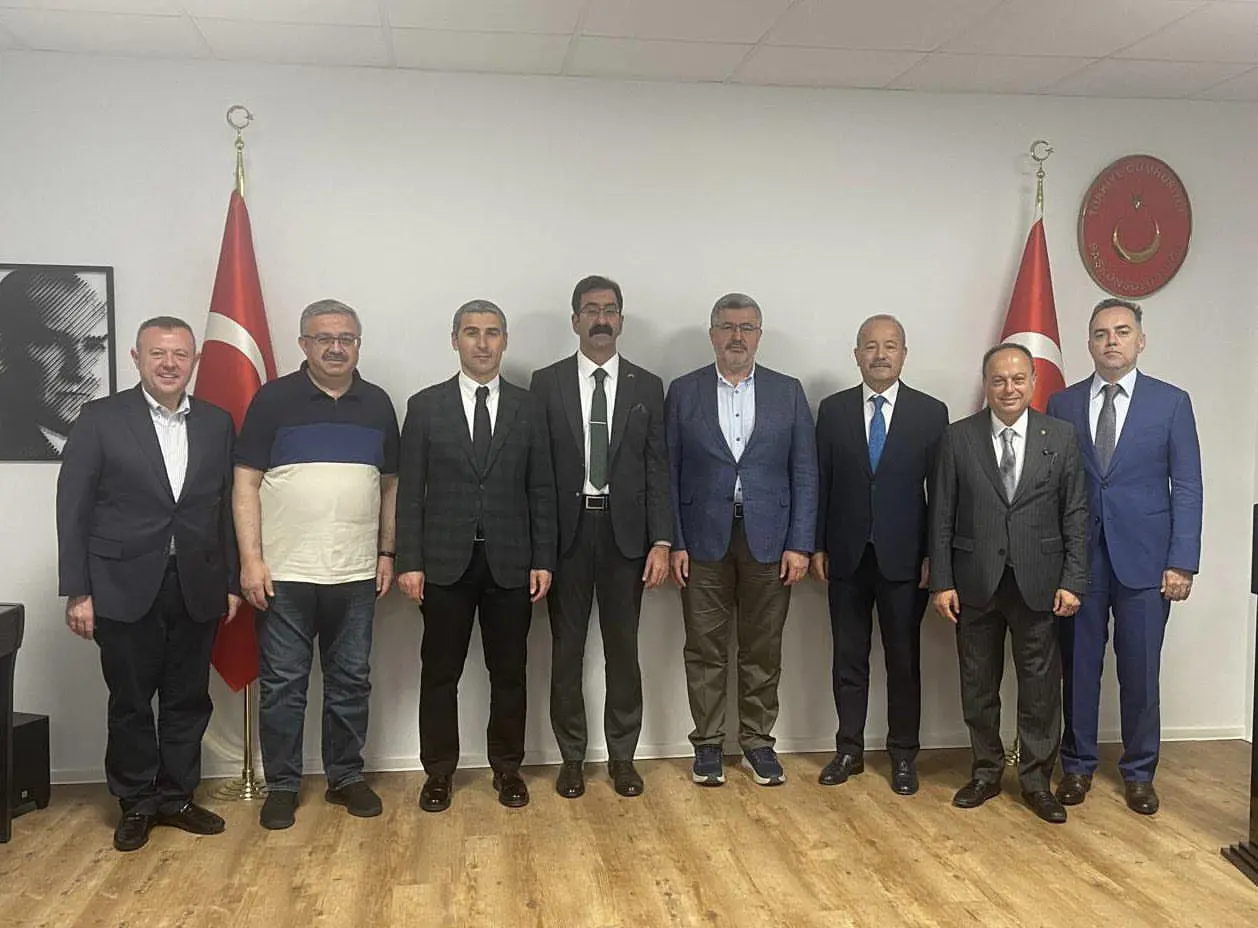 Afyonkarahisar heyeti Almanya'da konsolosluğu ziyaret etti