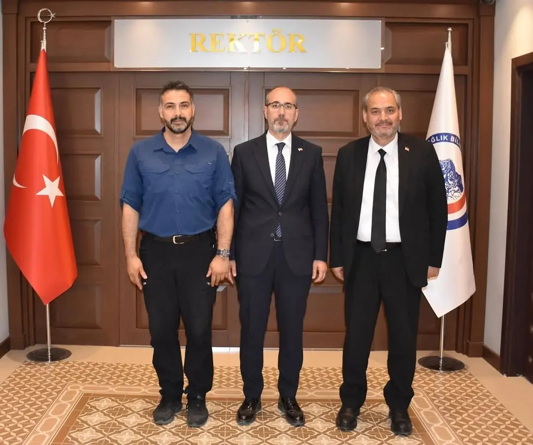 Rektör Adem Aslan, Sağlık Müdürü Öztürk'ü Ağırladı