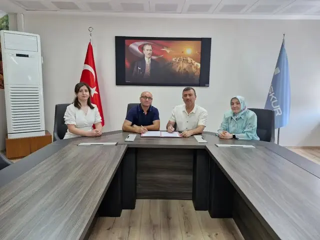 Genç kadınlara finansal okuryazarlık eğitimi verildi