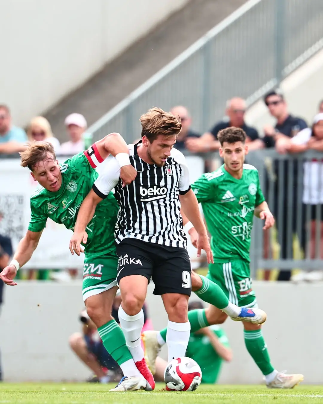 Beşiktaş, Mattersburg ile hazırlık maçında berabere kaldı