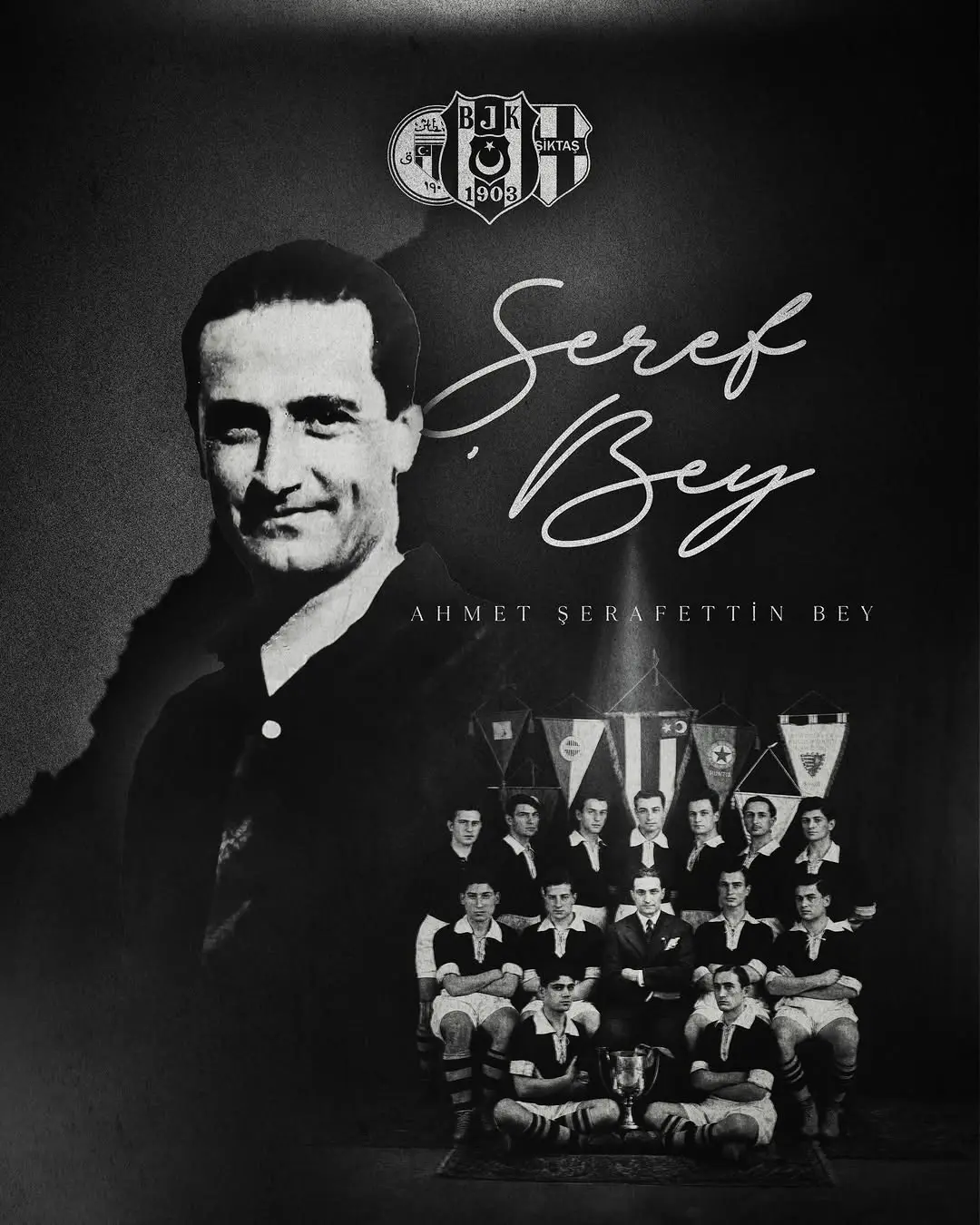 Ahmet Şerafettin Bey anısına saygı duruşu