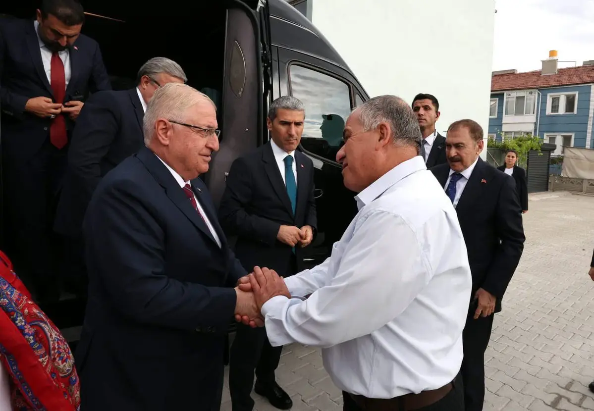 Şehit Astsubay Karadirek'in Ailesine Ziyaret