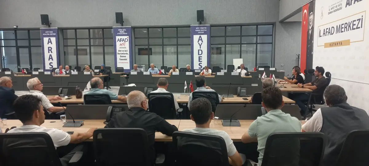 AFAD Kütahya, muhtarlarla toplantı düzenledi