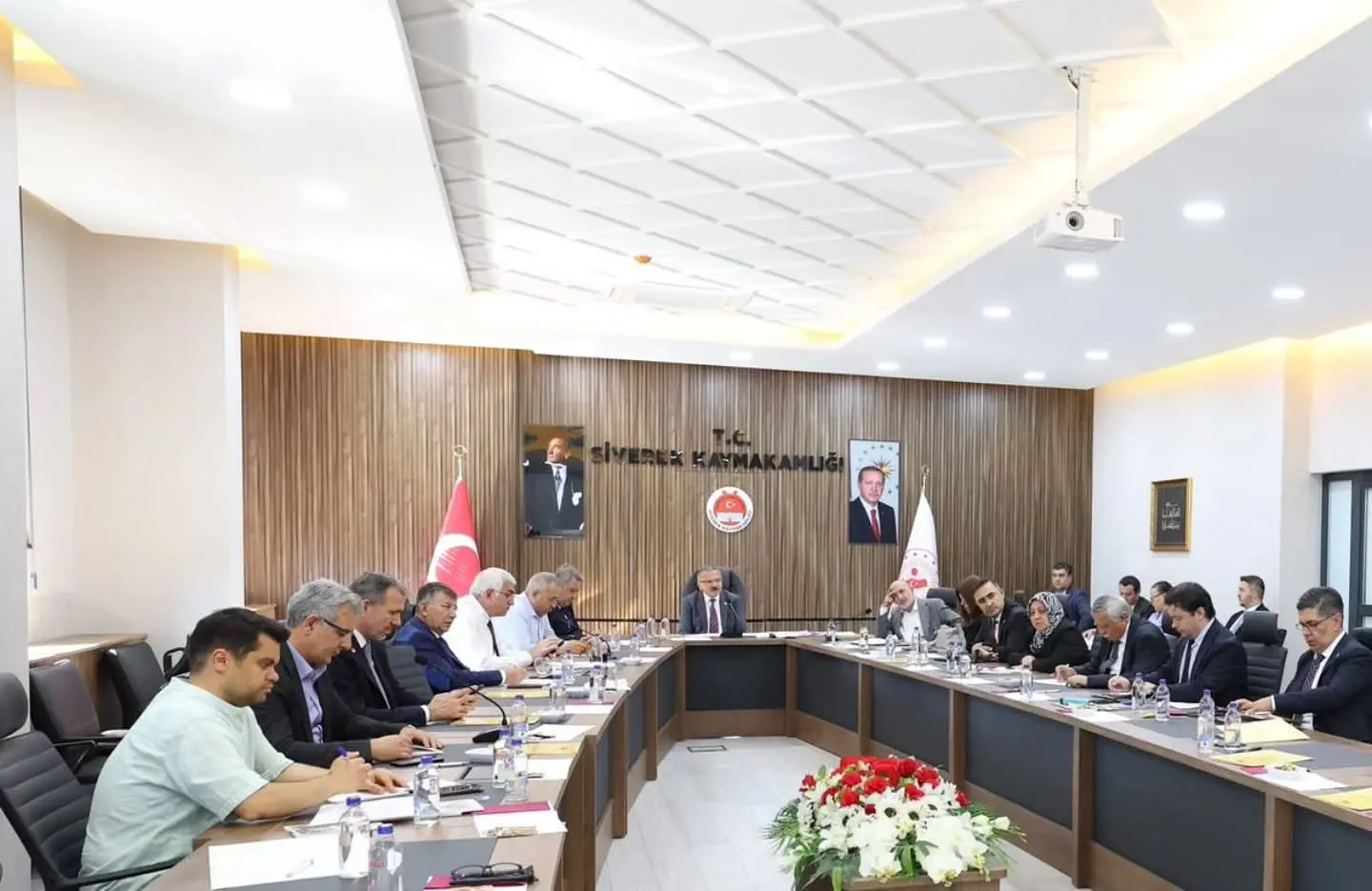Siverek'teki okul saldırısında incelemeler yapıldı