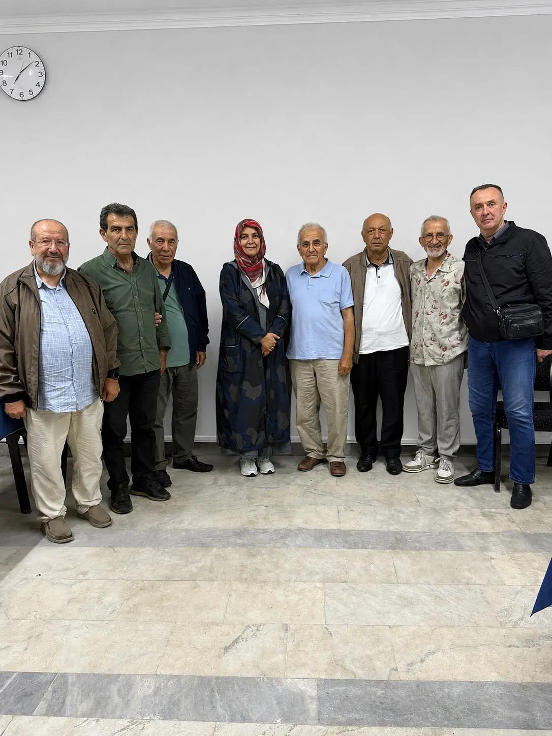 İhsaniye'de Öğretmenlere Fahri Vatandaşlık Beratı Verildi