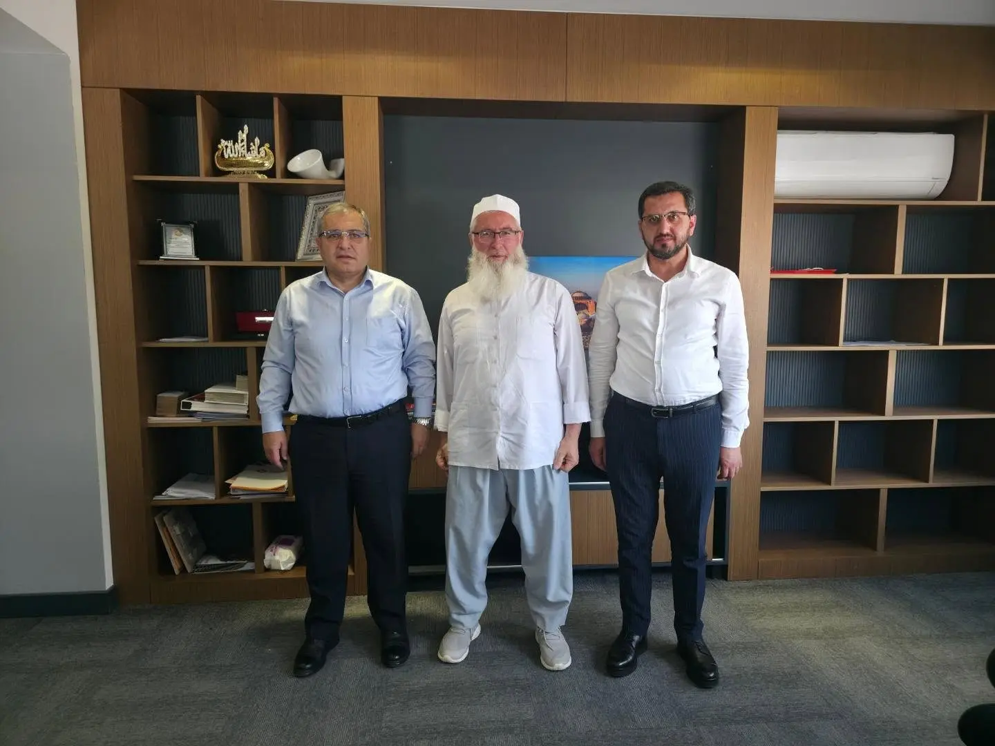 Bayat Belediyesi, Ankara'da hemşehrilerini ziyaret etti