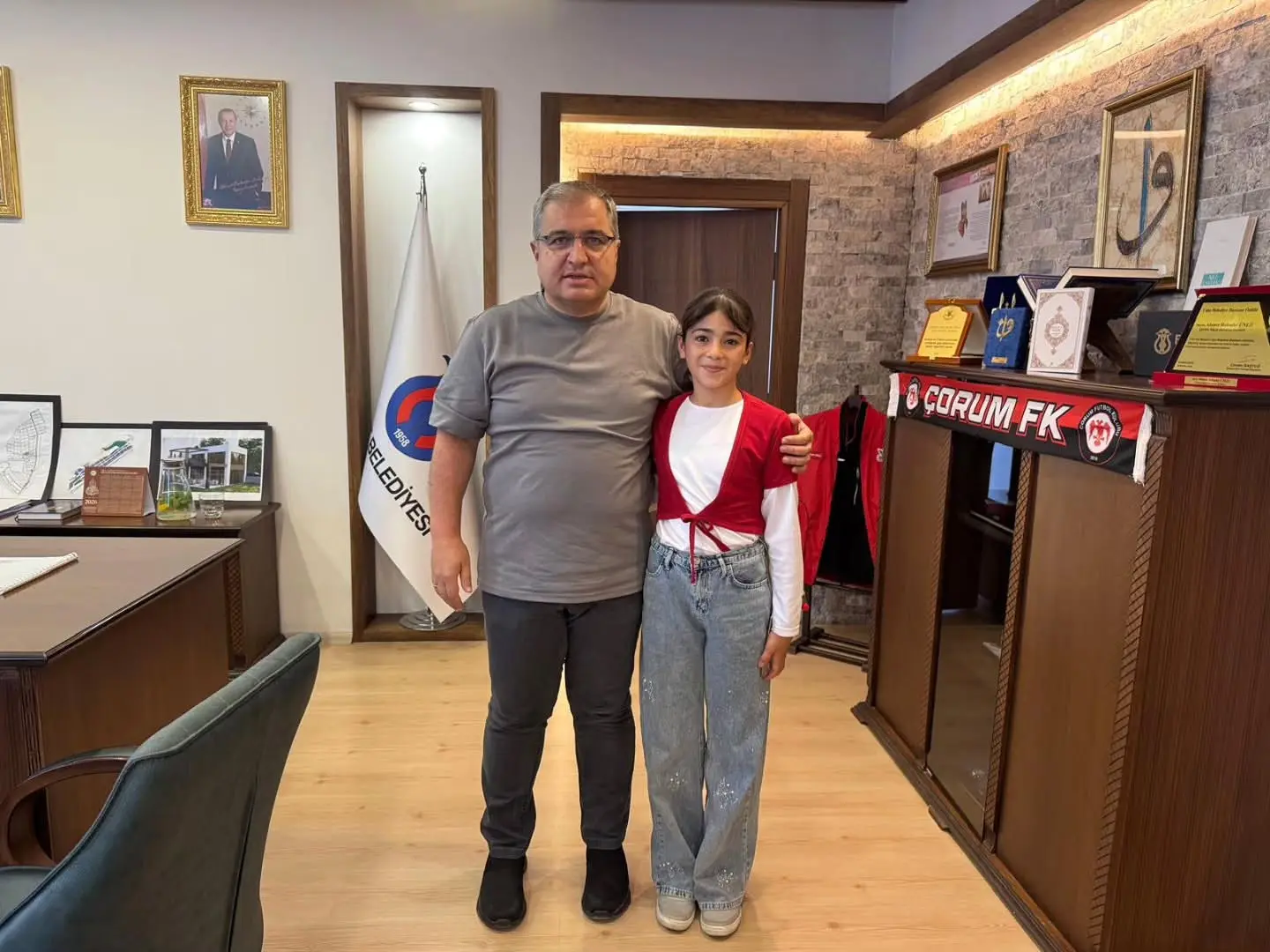 Açelya Durak, Bayat Belediyesi'ni ziyaret etti