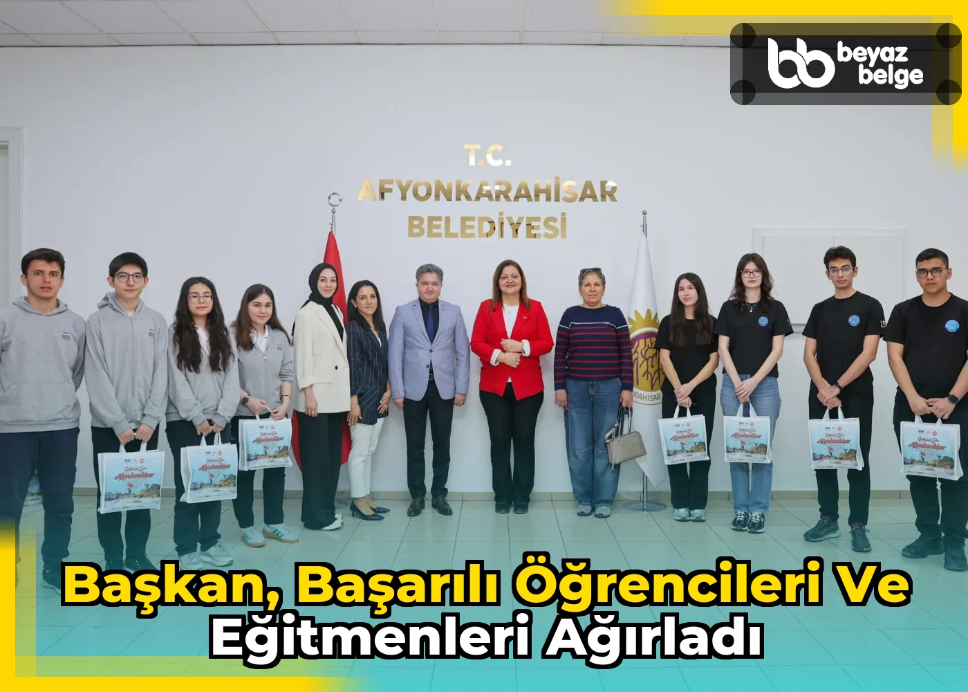 Başkan, başarılı öğrencileri ve eğitmenleri ağırladı