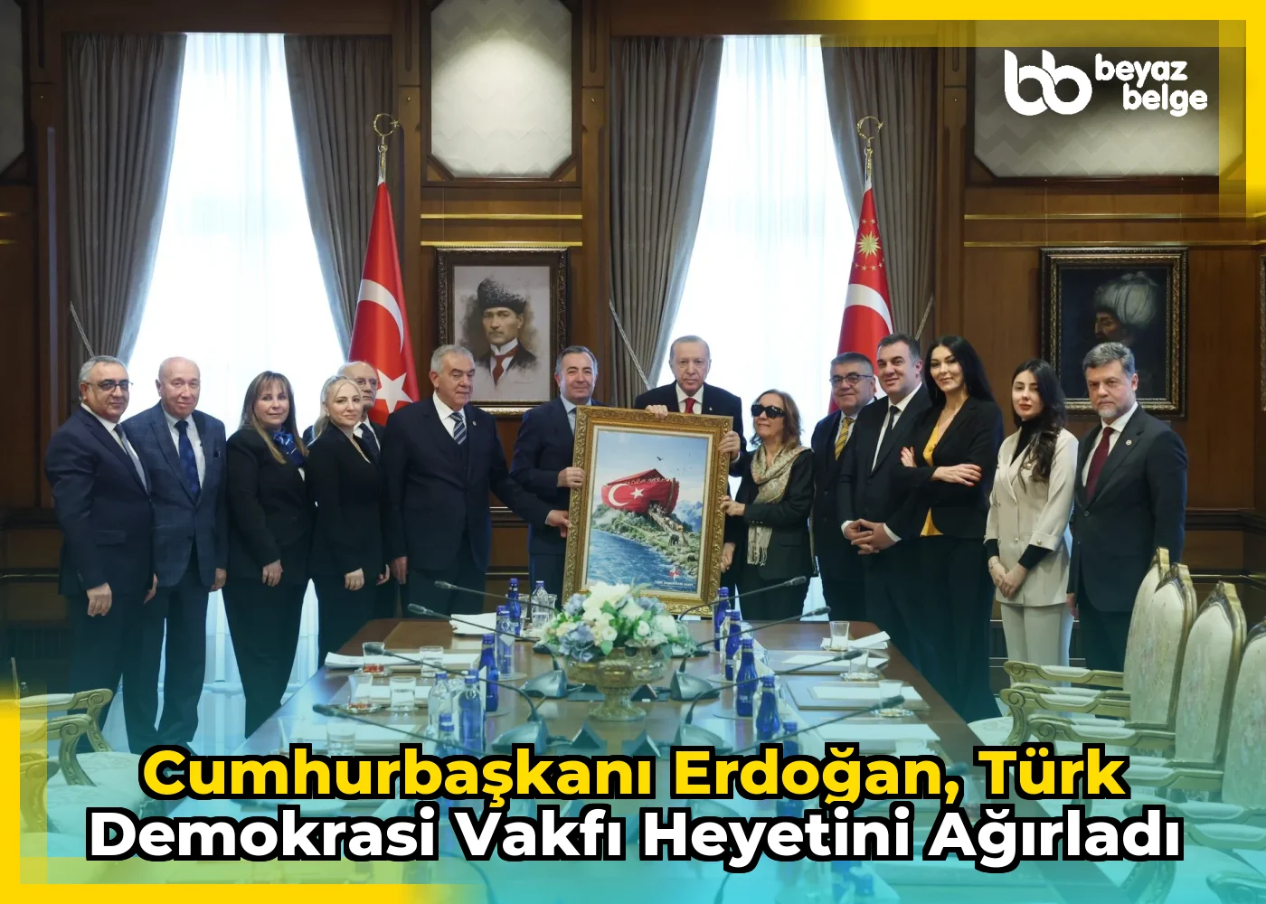 Cumhurbaşkanı Erdoğan, Türk Demokrasi Vakfı Heyetini Ağırladı