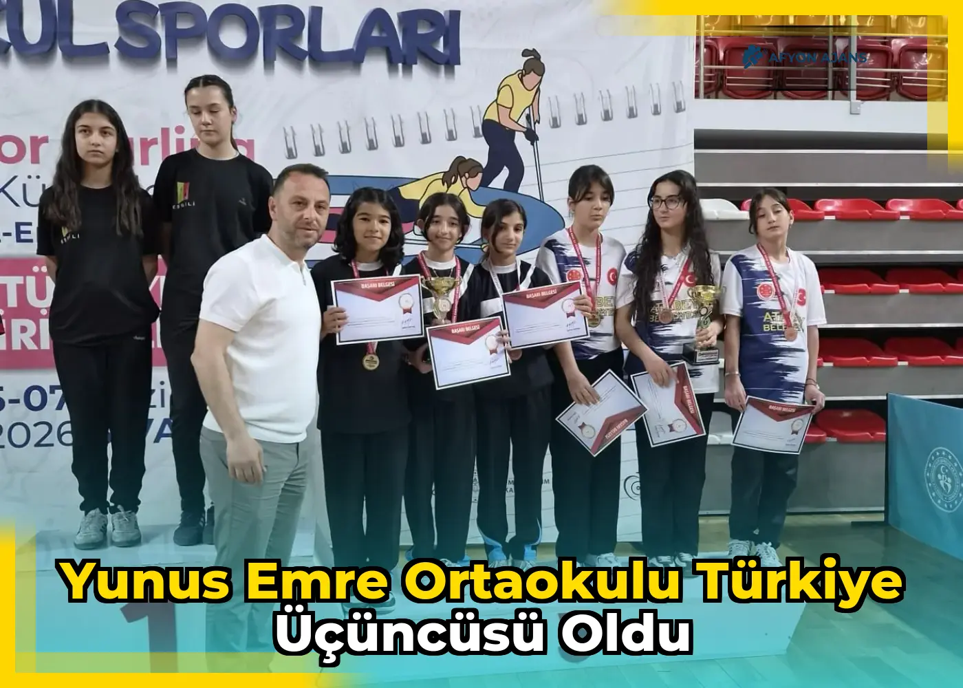 Yunus Emre Ortaokulu Türkiye Üçüncüsü Oldu