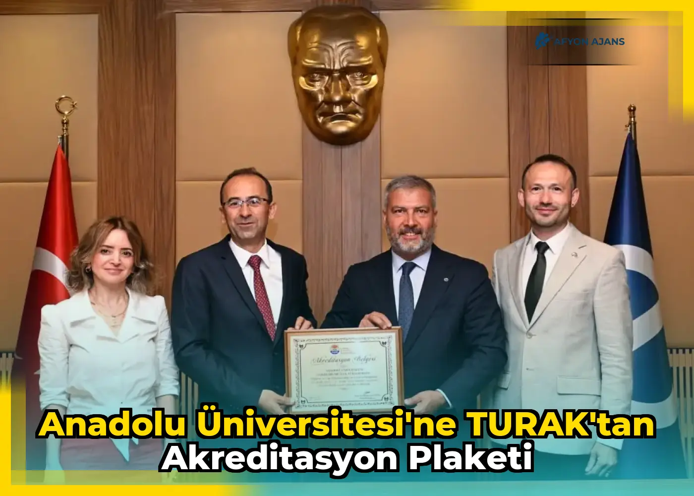 Anadolu Üniversitesi'ne TURAK'tan akreditasyon plaketi