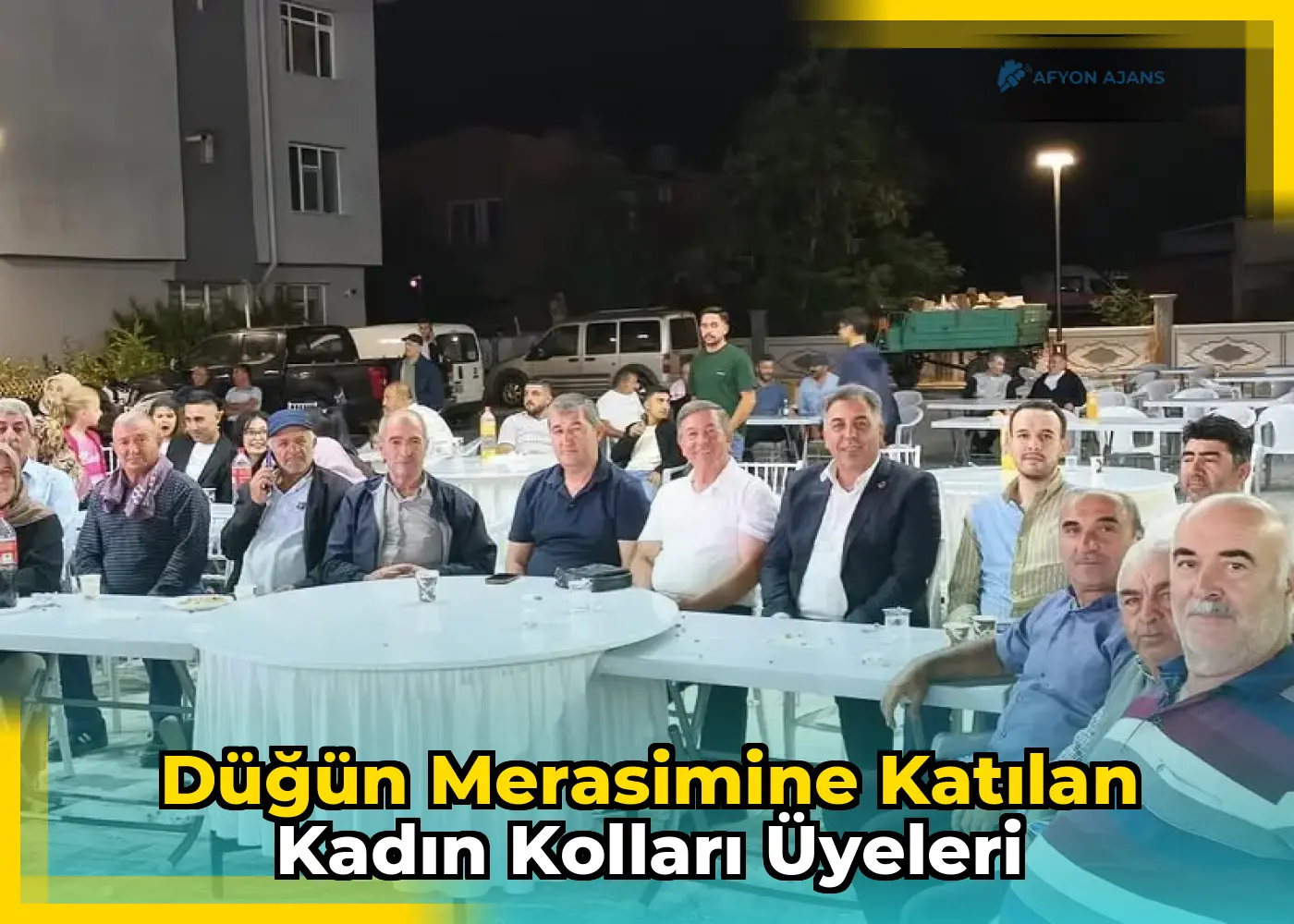 Düğün merasimine katılan kadın kolları üyeleri