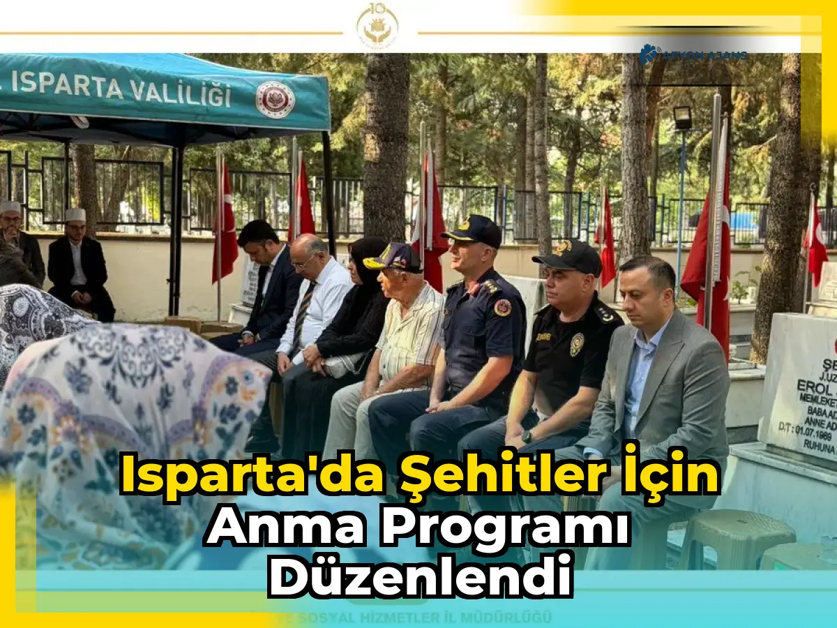 Isparta'da Şehitler İçin Anma Programı Düzenlendi