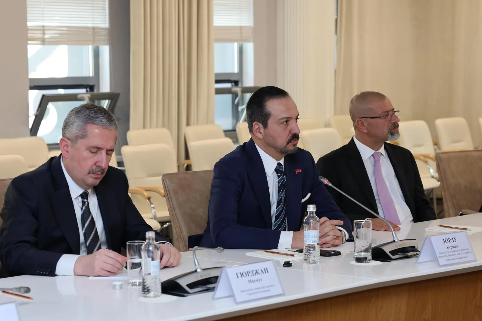 Mahmut Gürcan Türkistan'da