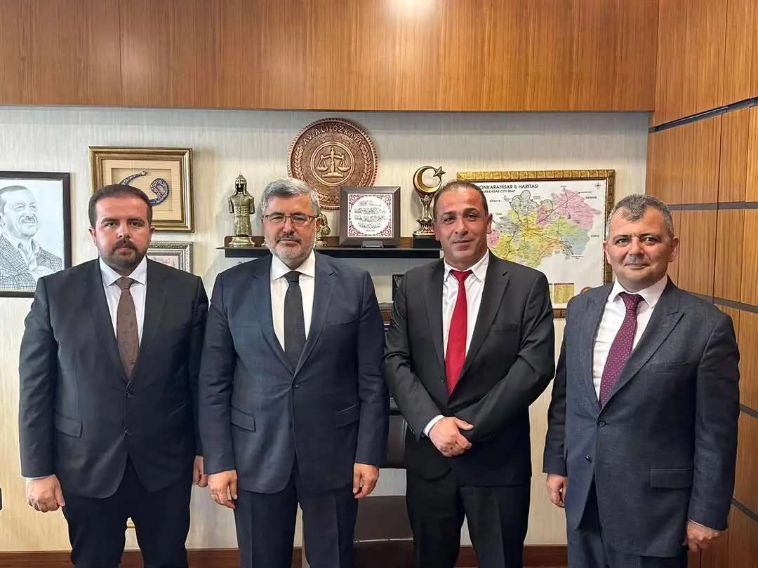 Ali Özkaya Milletvekili'ni Ziyaret Eden İlçe Başkanı ve İmam Hatip Lisesi Müdürü