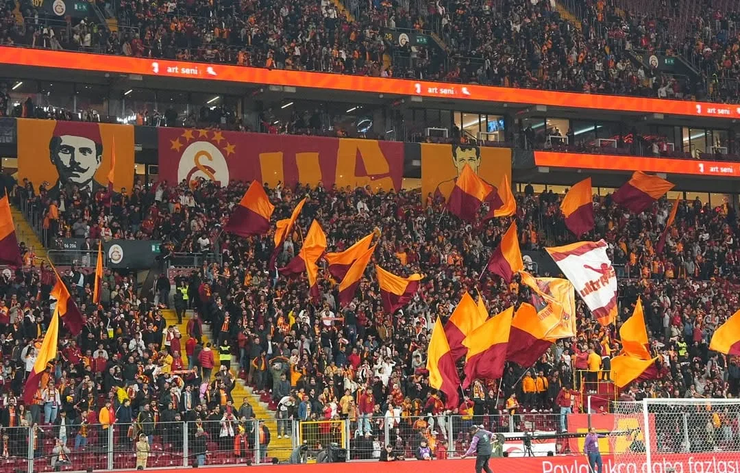 Galatasaray Taraftarı Takımını Next Level'a Taşımak İçin Hazır