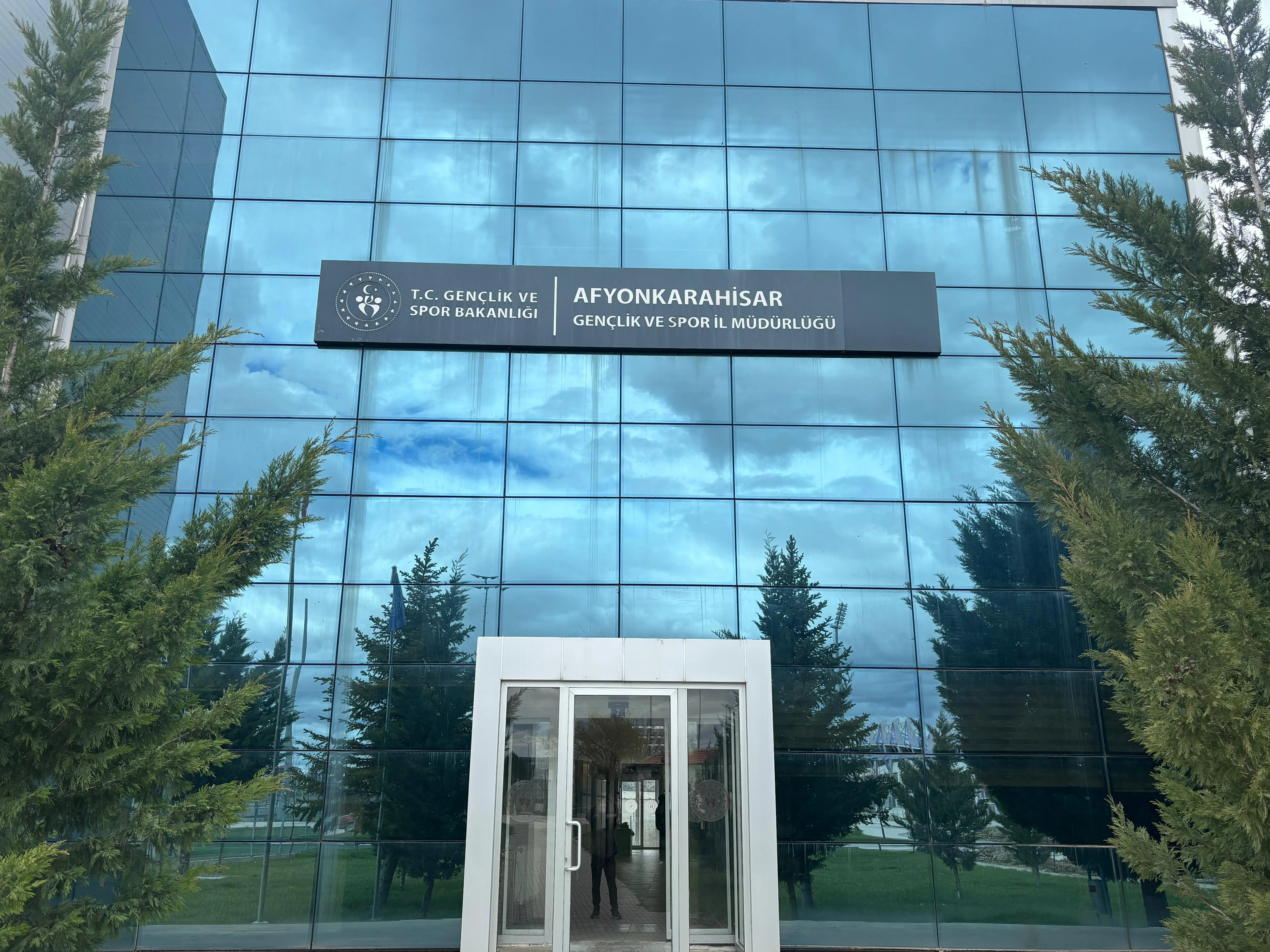 Afyonkarahisar Gençlik Ve Spor İl Müdürlüğü 100 Kişilik Typ Personeli Alacak