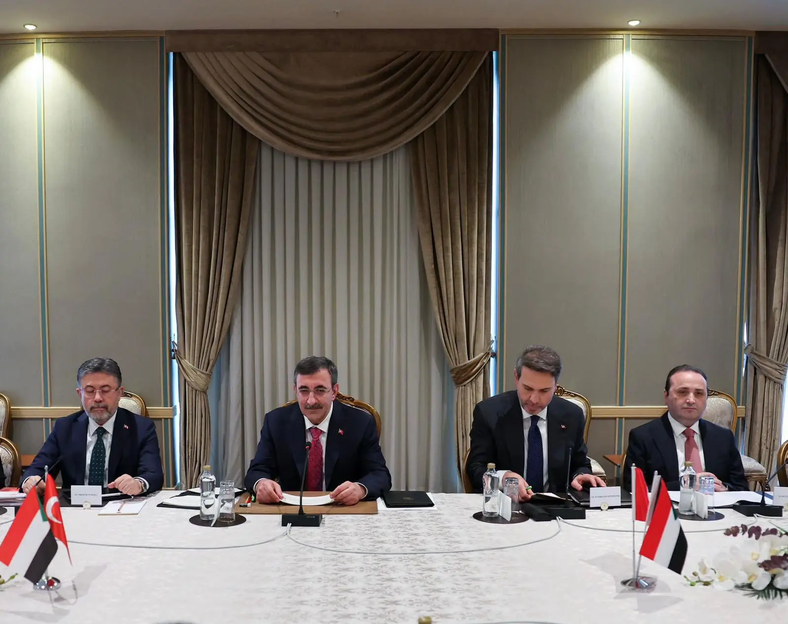 Cevdet Yılmaz Sudan Başbakanı ile görüştü