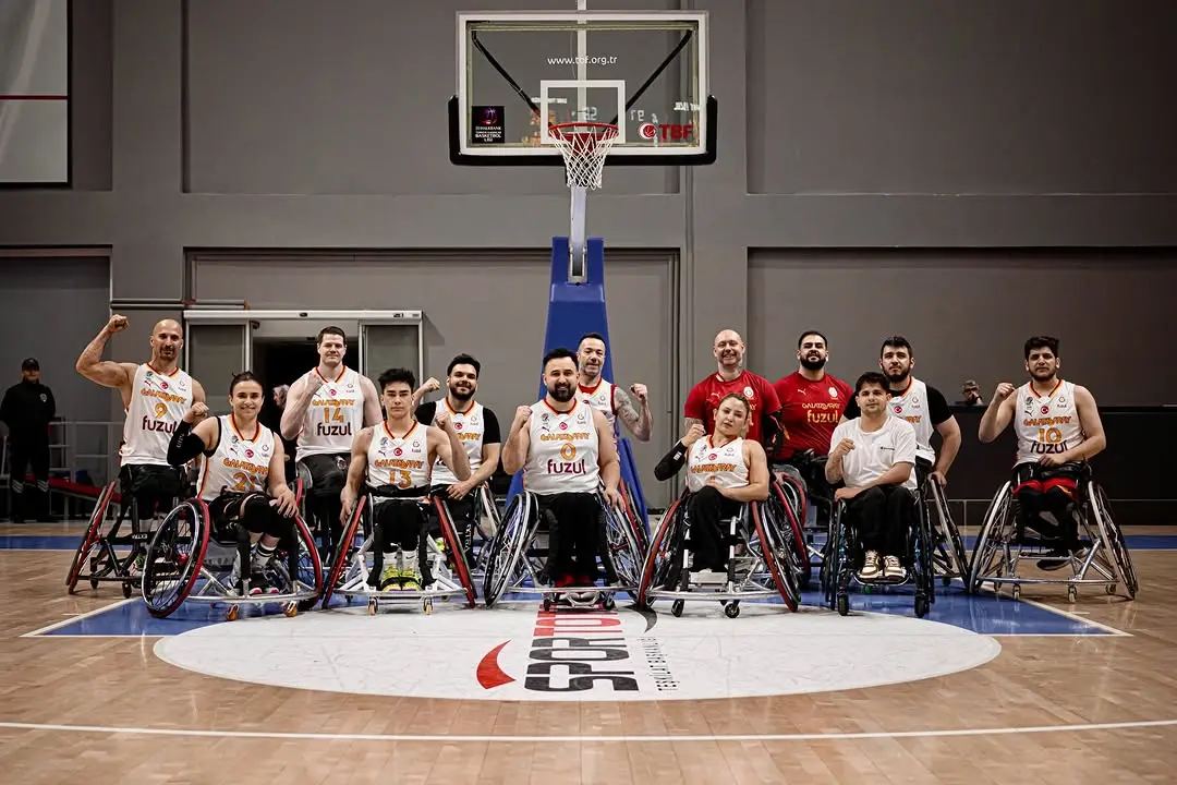 Galatasaray Ailesine Günaydın Mesajı