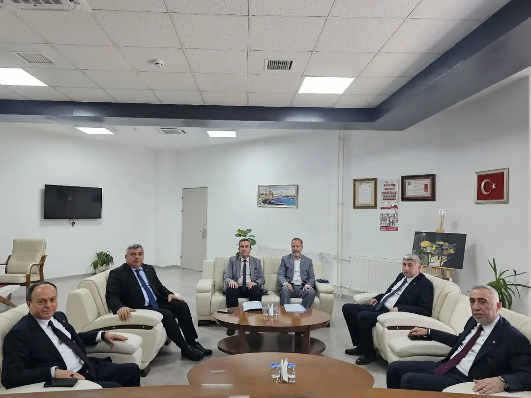 Afyonkarahisar İl Milli Eğitim Müdürlüğü'nden Mesleki Eğitim İş Birliği ve Değerlendirme Toplantısı