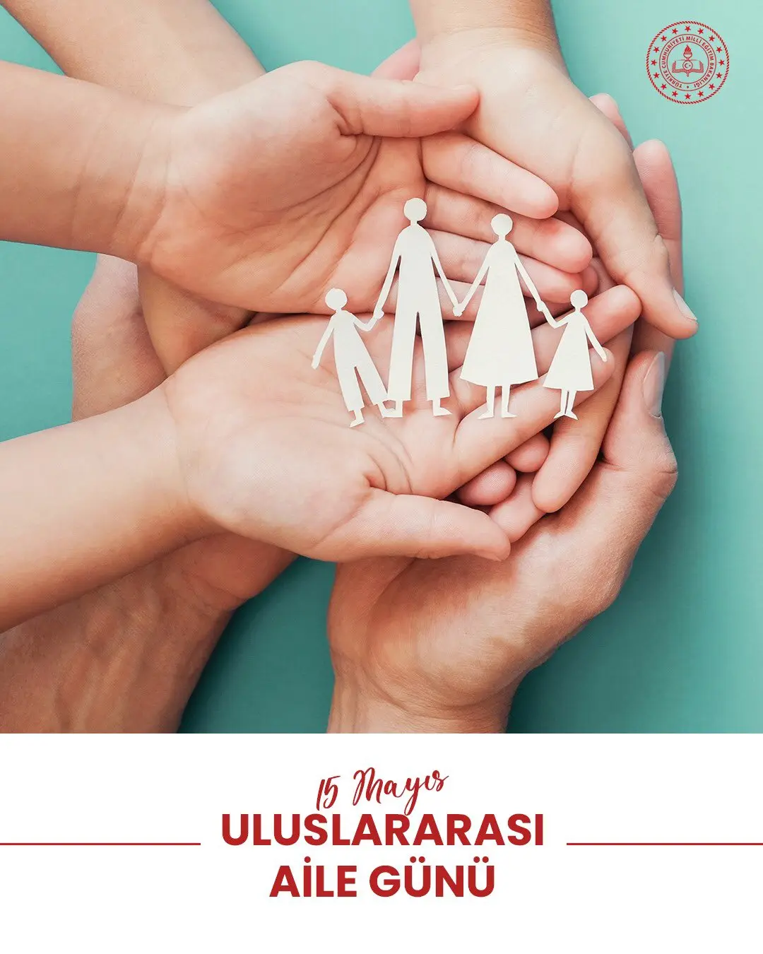 Aile, toplumun en güçlü bağını oluşturuyor