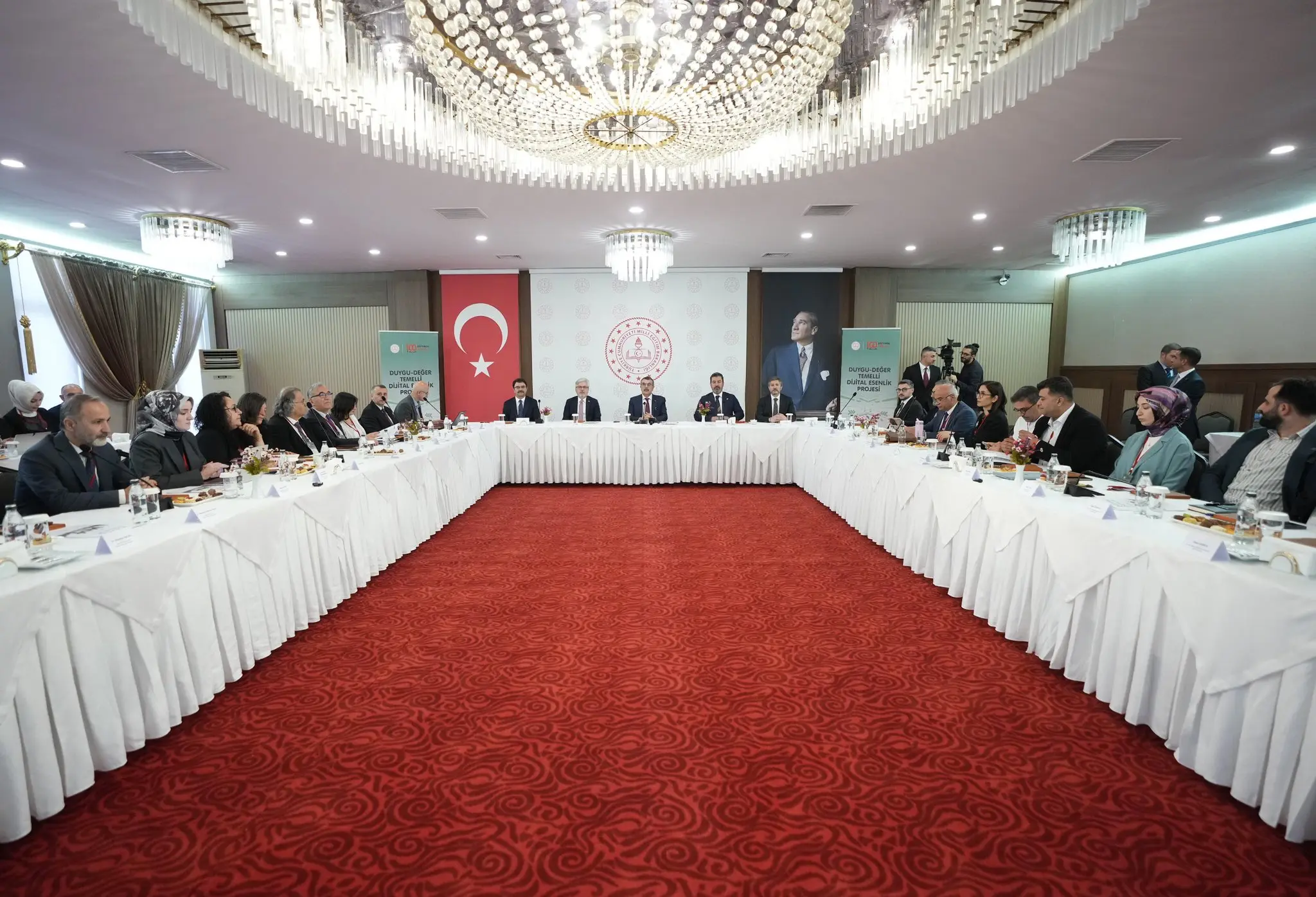 Milli Eğitim Bakanı Tekin, atölye çalışmasına katıldı