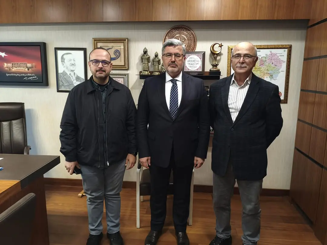 Ak Parti Milletvekili Ali Özkaya, Zeki Aytaç ve Berkay Aytaç'ı Gazi Meclis'te Ağırladı
