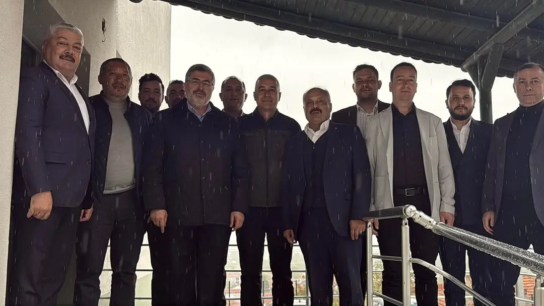 Ak Parti Milletvekili Ali Özkaya, Dinar İlçe Orman İşletme Müdürü Cumhur Gaffar'ı Ziyaret Etti