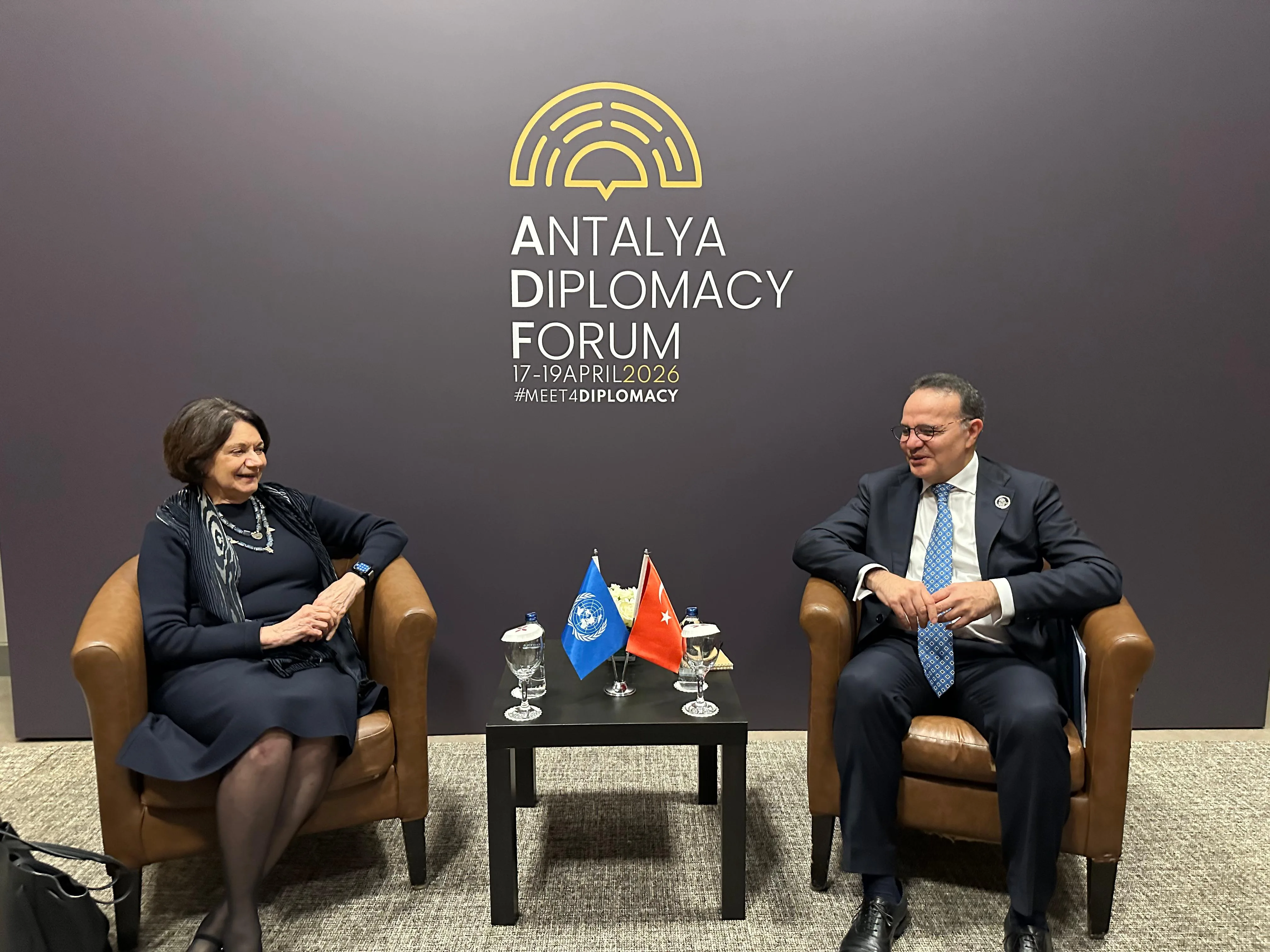 Bozay, Avrupa ve Uluslararası Temsilcilerle Görüştü