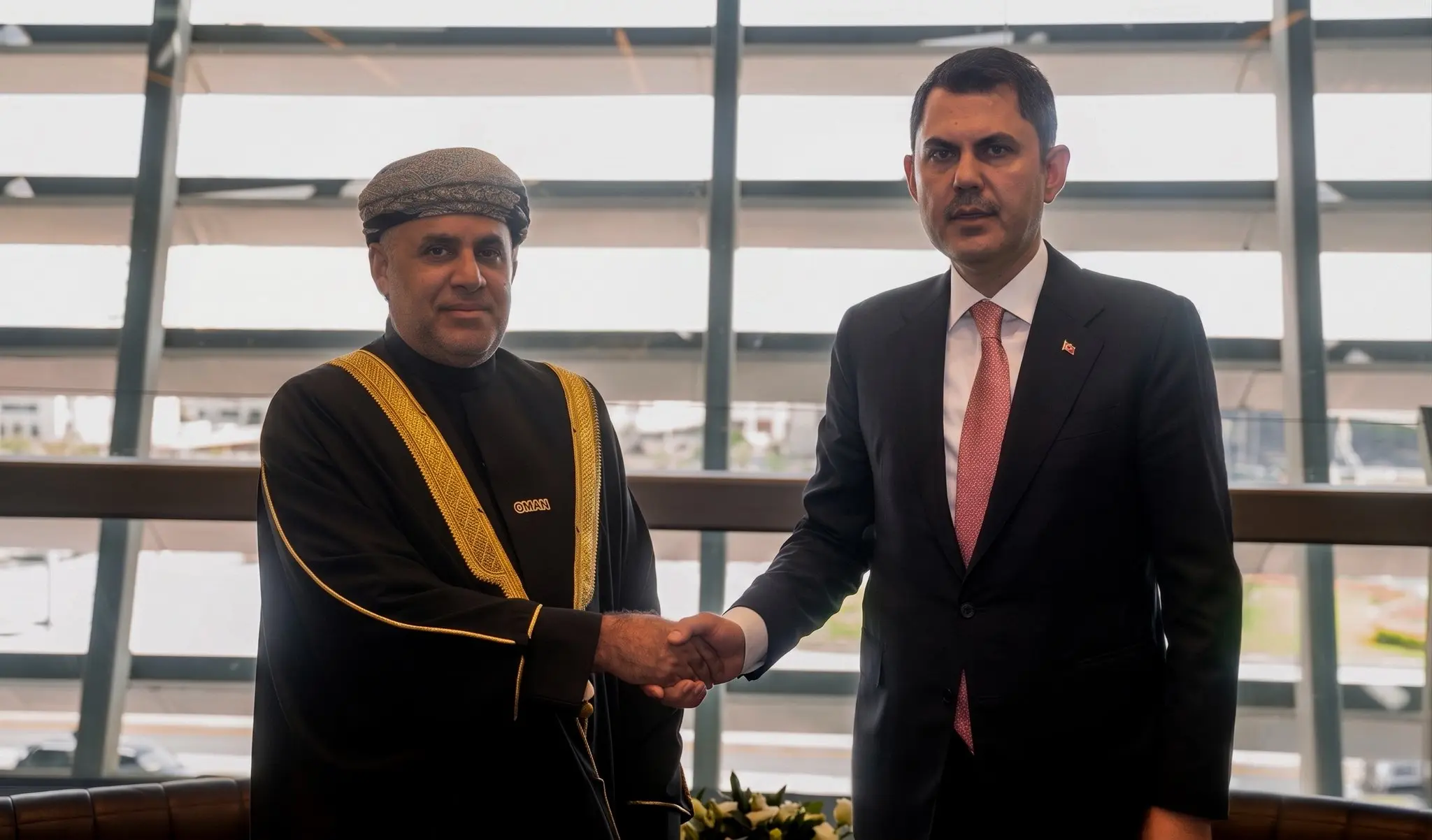 Umman Bakanı ile Bakü'de iş birliği görüşmesi