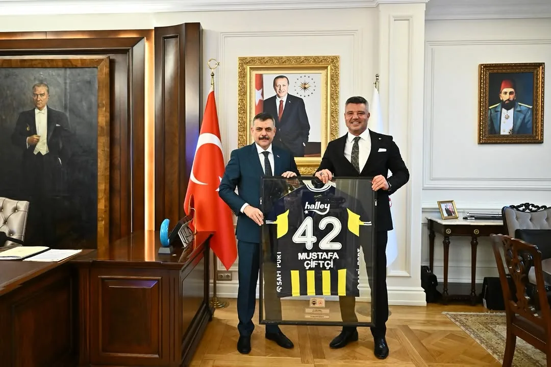 Fenerbahçe Spor Kulübü Yöneticileri İçişleri Bakanı Mustafa Çiftçi'yi Ziyaret Etti