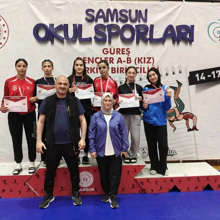 Afyonkarahisarlı Güreşçilerden Türkiye Şampiyonası’nda Büyük Başarı