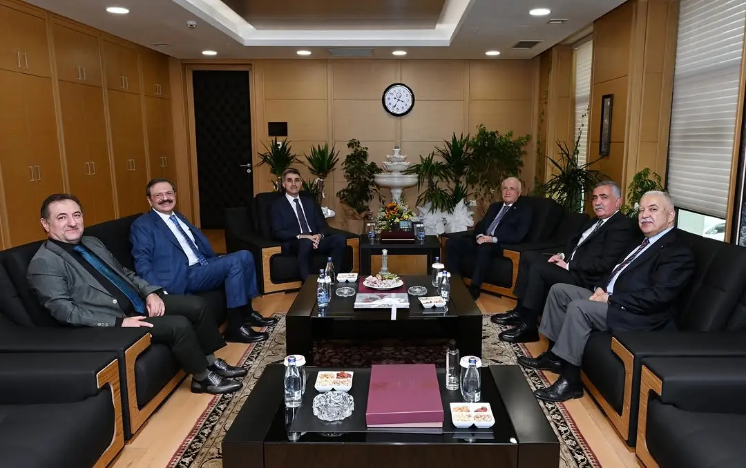 TOBB Başkanı Mustafa Rifat Hisarcıklıoğlu, YSK Başkanı Serdar Mutta'yı Ziyaret Etti