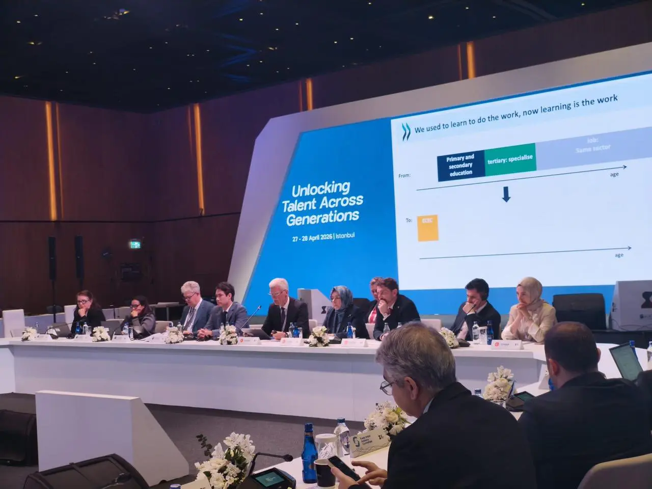 OECD Beceriler Zirvesi'nde Eğitimde Dönüşüm Ele alındı