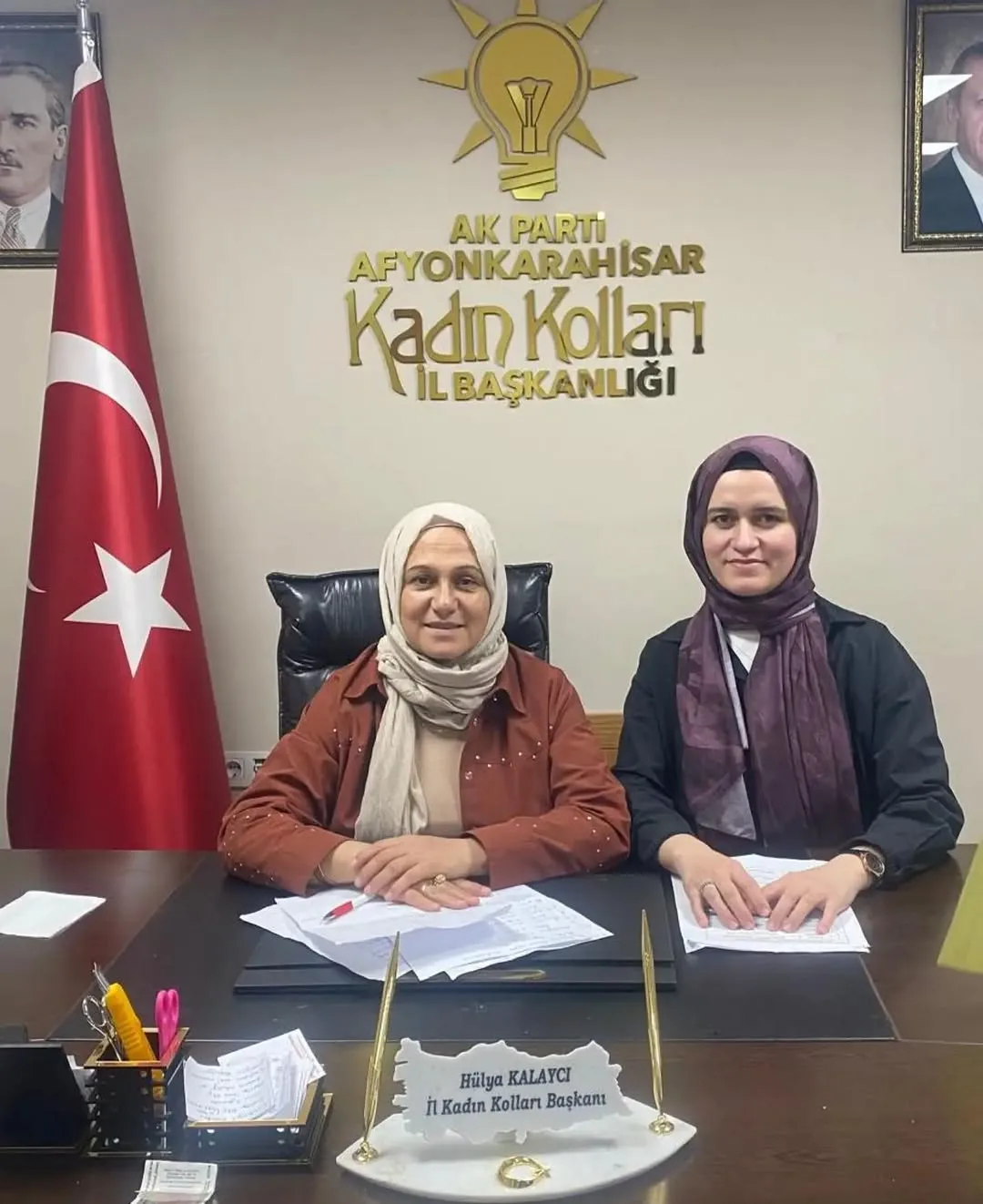 AK Parti Afyonkarahisar İl Kadın Kolları Nöbetçi Yönetim Kurulu Üyeleri Talep ve Önerilerinizi Dinlemek Üzere Sizi Bekliyor