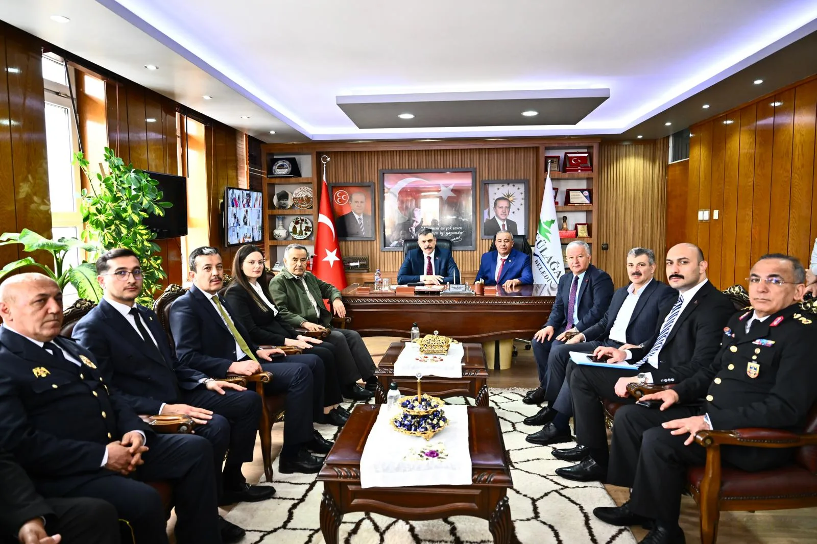 İçişleri Bakanı Gülağaç Belediyesi'ni Ziyaret Etti